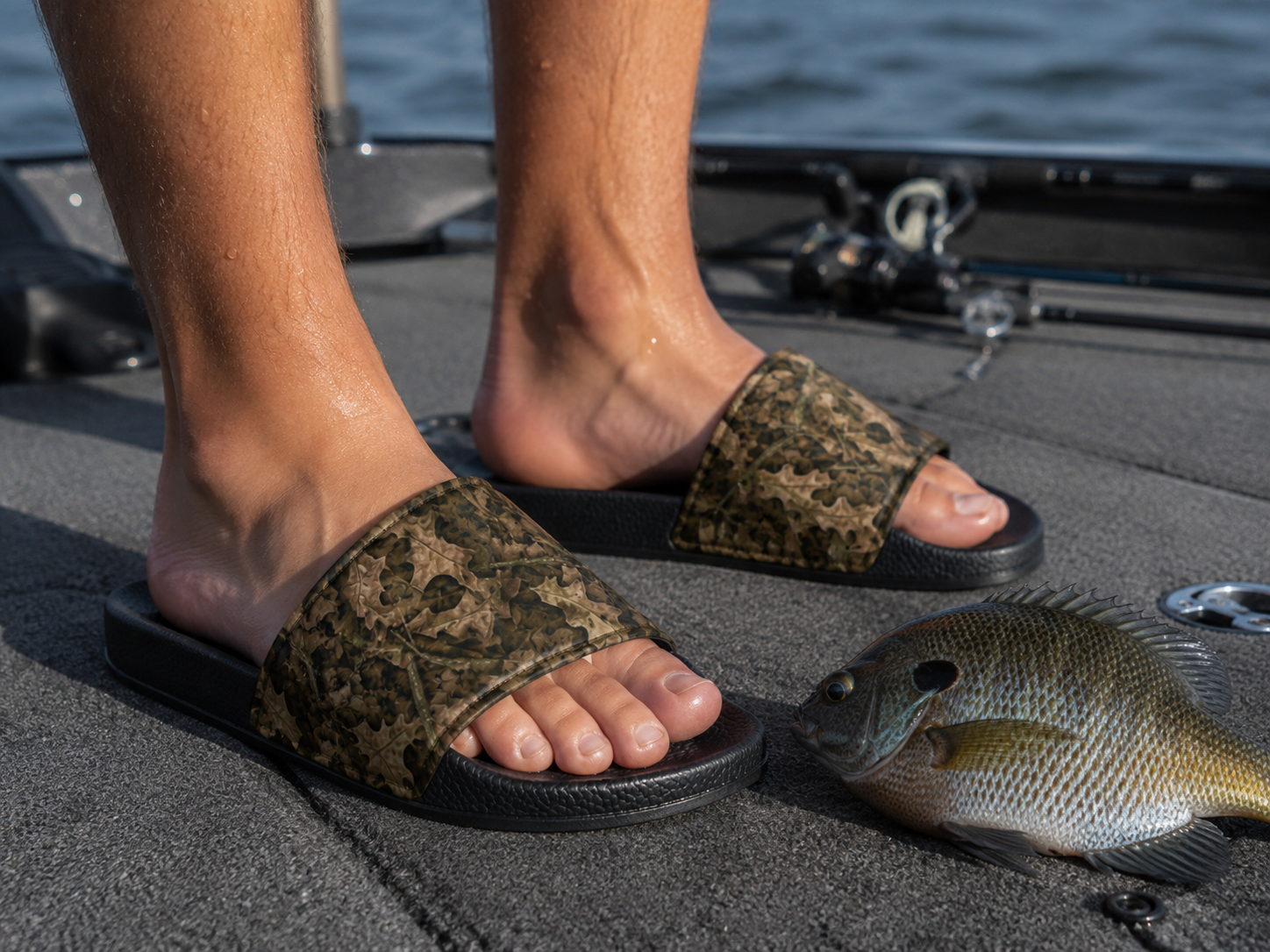 Men's Camo Boat Shoes | Guys Outdoorsmen Slip-on Sandals for Boating and Outdoor Summer Fun